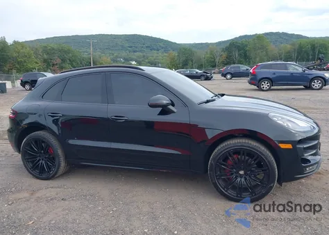 2017 Porsche Macan Turbo W/Performance Package from USA, damaged, VIN WP1AF2A51HLB62012